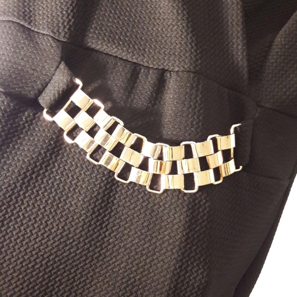 Black form fitting mini Dress - Picture 3 of 4